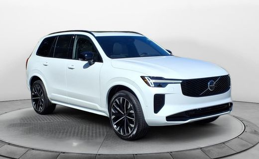 2026 Volvo XC90 Ultra Dark