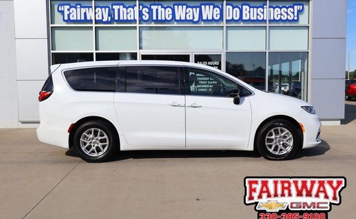2024 Chrysler Pacifica Touring L