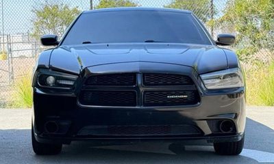 2011 Dodge Charger SE