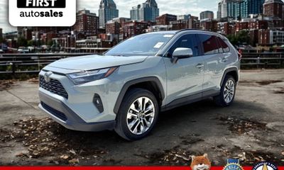 2023 Toyota RAV4 XLE Premium