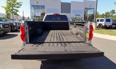2014 Toyota Tundra SR5