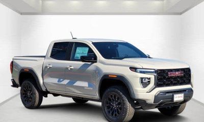 2026 GMC Canyon Elevation