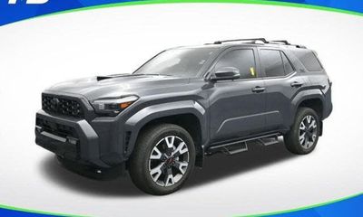 2025 Toyota 4RUNNER SR5