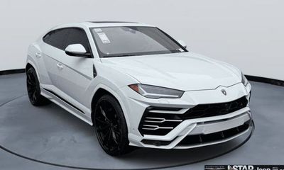 2022 Lamborghini Urus