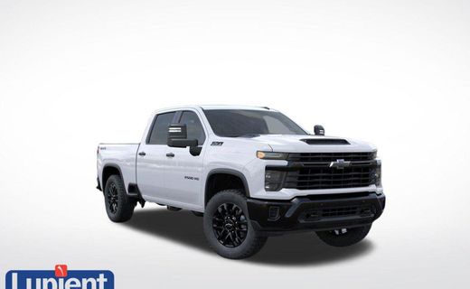 2026 Chevrolet Silverado HD Custom
