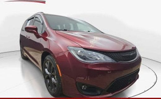 2017 Chrysler Pacifica Touring L Plus