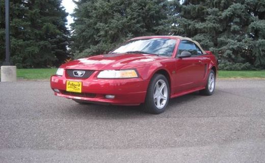 2000 Ford Mustang GT