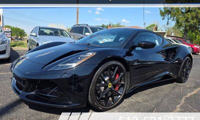 2024 Lotus Emira First Edition