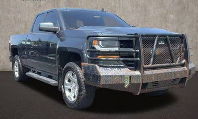 2017 Chevrolet Silverado LT
