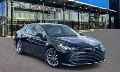 2021 Toyota Avalon XLE
