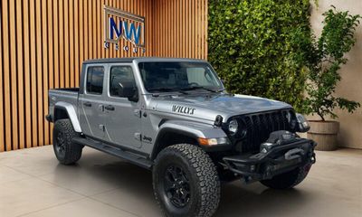 2021 Jeep Gladiator Sport
