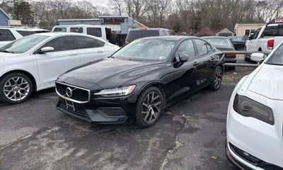 2020 Volvo S60 Momentum