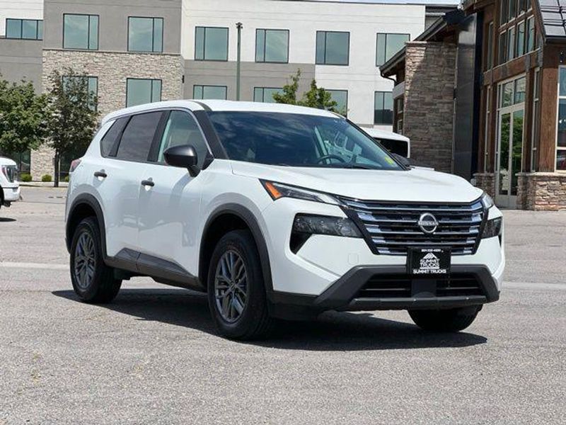 2024 Nissan Rogue — a typically priced live listing