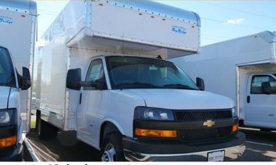 2026 Chevrolet Express 3500 Cutaway 177