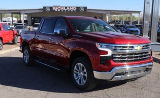 2025 Chevrolet Silverado LT