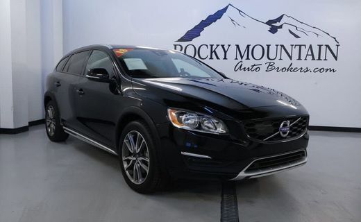 2018 Volvo V60CC Premier