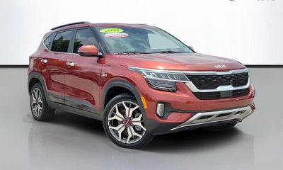 2022 Kia Seltos SX Sunroof PKG