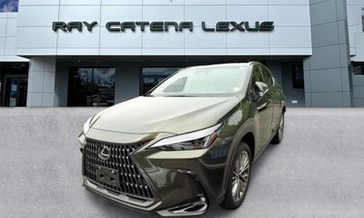 2025 Lexus NX 350H Premium