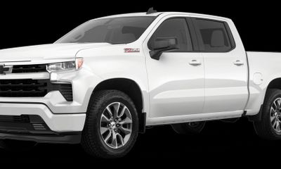 2023 Chevrolet Silverado RST