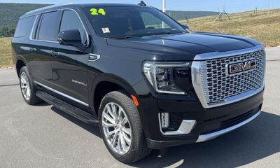 2024 GMC Yukon XL Denali