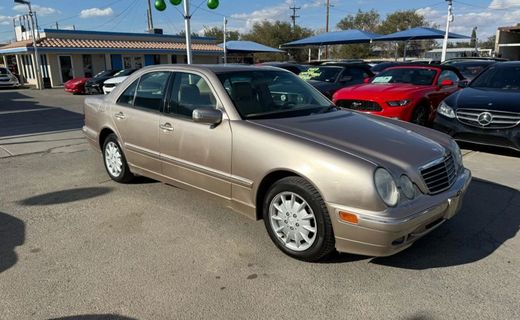 2000 Mercedes-Benz E-Class