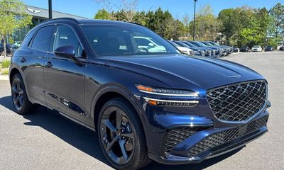 2026 Genesis GV70 2 5T Sport