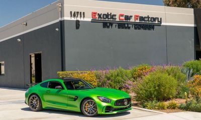 2018 Mercedes-Benz AMG GT R