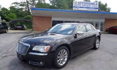 2012 Chrysler 300 300C Limited