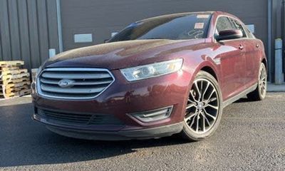 2018 Ford Taurus SEL