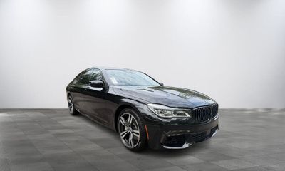 2018 BMW 750i