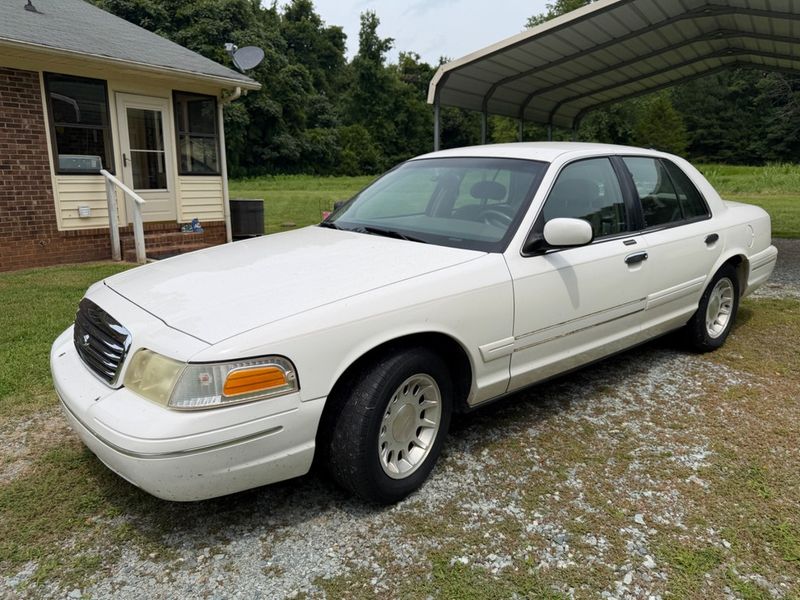 1999 Ford Crown Victoria — a typically priced live listing