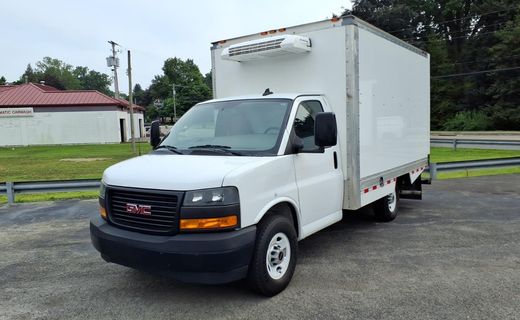 2023 GMC Savana 3500 139 Cutaway