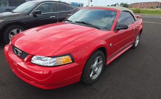 2004 Ford Mustang