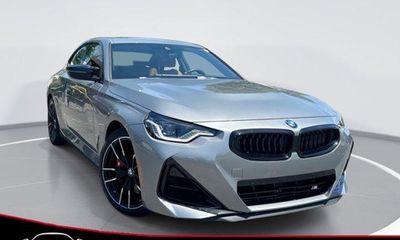 2025 BMW M240i xDrive