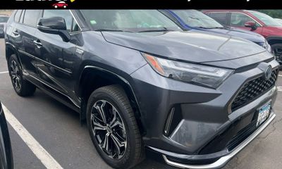 2024 Toyota RAV4 Prime phev XSE