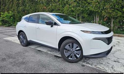 2025 Nissan Murano SL