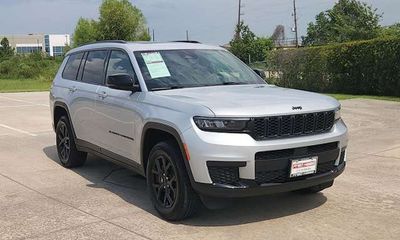 2024 Jeep Grand Cherokee L Laredo