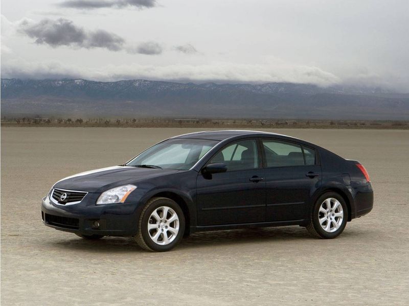 2008 Nissan Maxima — a typically priced live listing