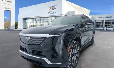 2025 Cadillac Escalade IQ LUX 1