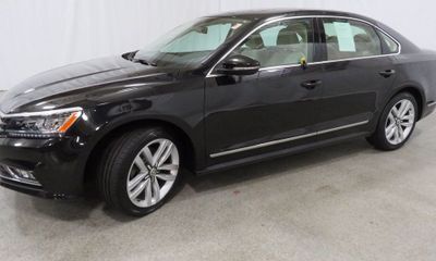 2017 Volkswagen Passat SEL Premium