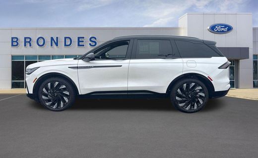2025 Lincoln Nautilus Reserve