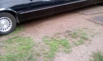 2002 Lincoln Town CAR Executive