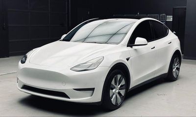 2022 Tesla Model Y Long Range