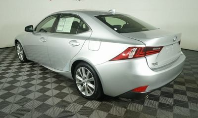 2015 Lexus IS 250