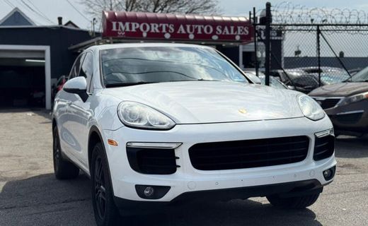 2016 Porsche Cayenne Base
