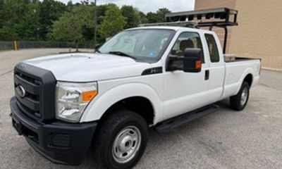 2014 Ford F-250 250SD Lariat 4D