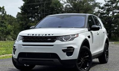 2017 Land Rover Discovery Sport SE