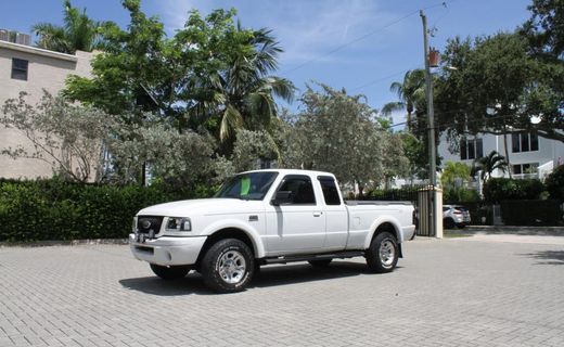2001 Mazda B-Series SX