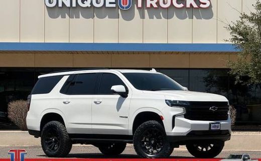 2024 Chevrolet Tahoe RST