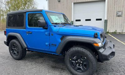 2026 Jeep Wrangler Sport
